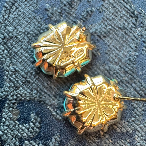 Kendra Scott Morgan stud esrrings gold trim and posts branded backs - Picture 12 of 12